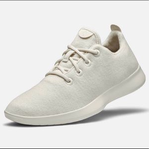 BRAND NEW ALLBIRDS white sneakers